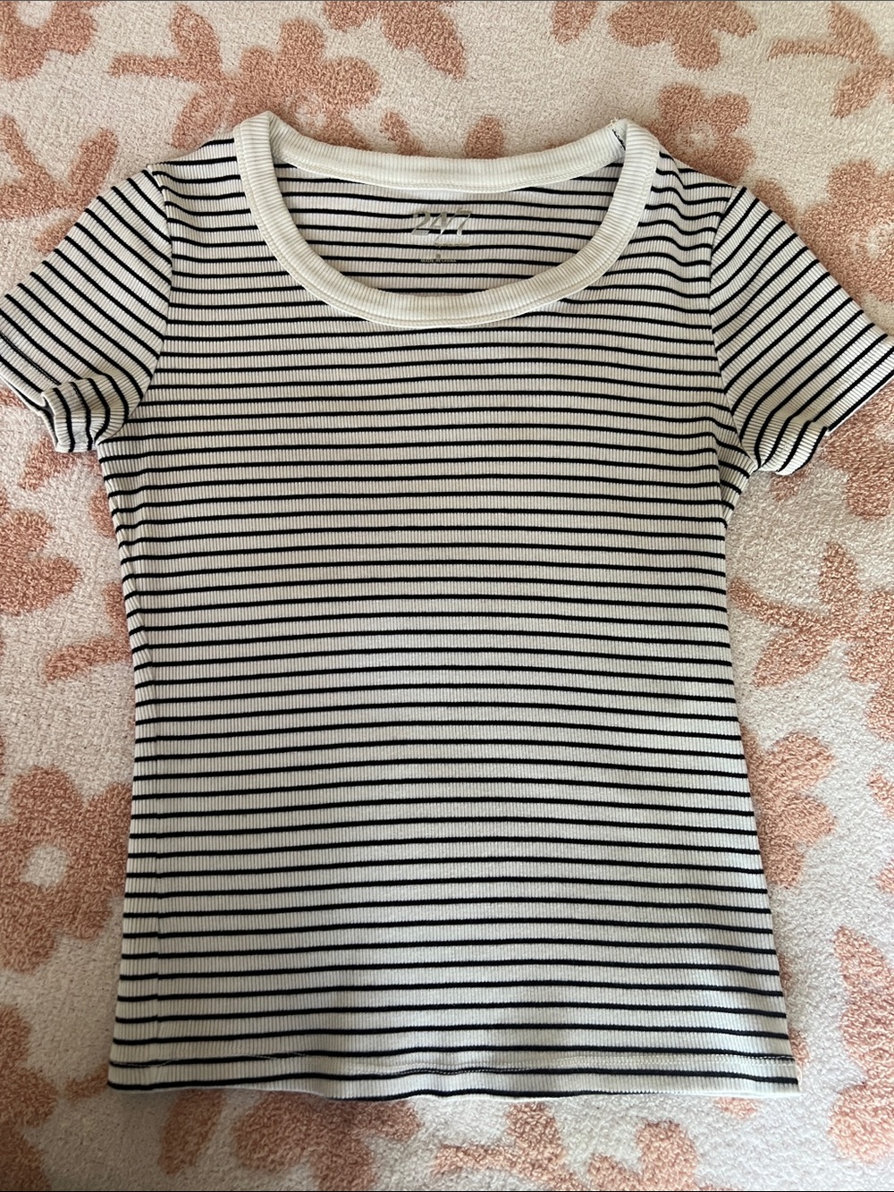 Women's Black & White Striped Ribbed Short-Sleeve Tee
